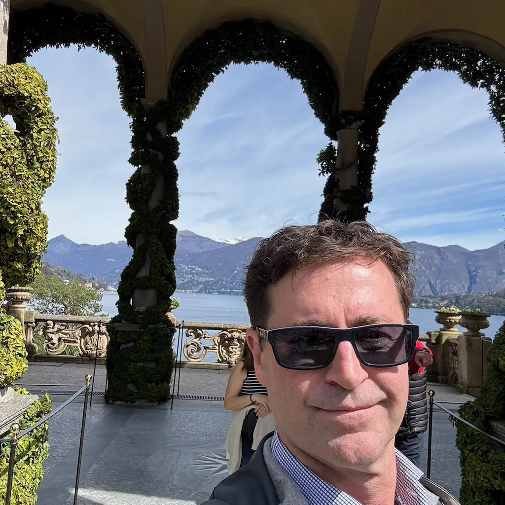 Villa Balbianello and Bellagio english-speaking tour guide Adam Clark mycomotours.com
