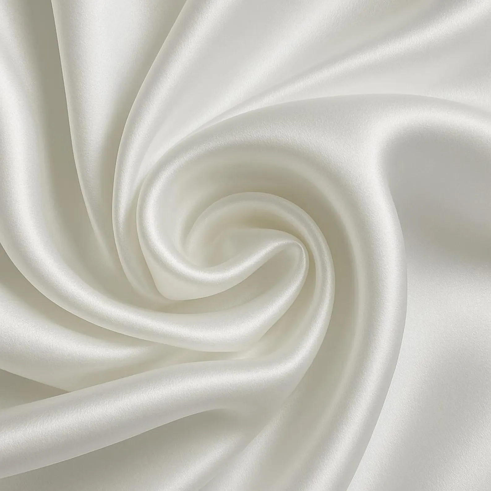 Threads of History: Why Como Became the Silk Capital of the World?